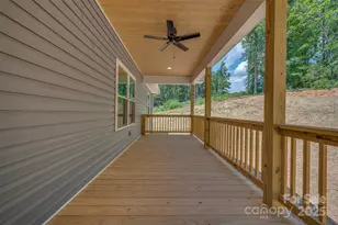 19 Keene St, Hendersonville, NC 28792 - Photo 19
