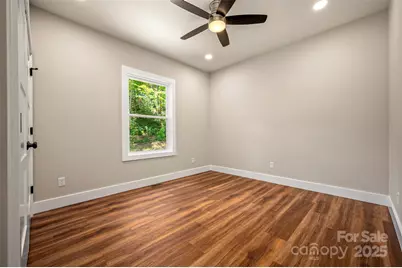 19 Keene Street, Hendersonville, NC 28792 - Photo 29