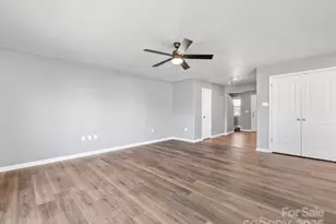 9136 Creedmore Hills Dr, Charlotte, NC 28214 - Photo 11