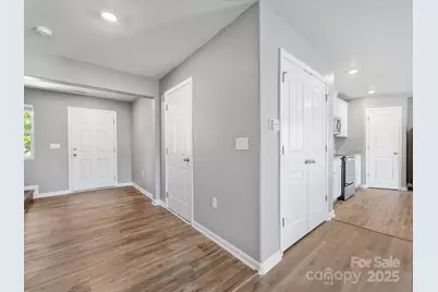 9136 Creedmore Hills Drive, Charlotte, NC 28214 - Photo 7