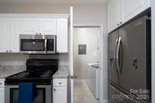 18511 Harborside Dr, Cornelius, NC 28031 - Photo 9