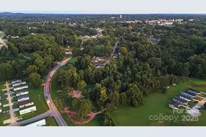 501 Providence Road, Gaffney, SC 29341 - Photo 5