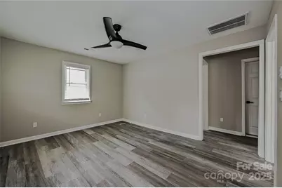 2207 S Gardner Street, Gastonia, NC 28054 - Photo 5