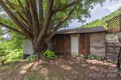 495 Courtney Lane, Canton, NC 28716 - Photo 19