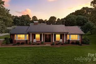 601 Pennell St NE, Lenoir, NC 28645 - Photo 1