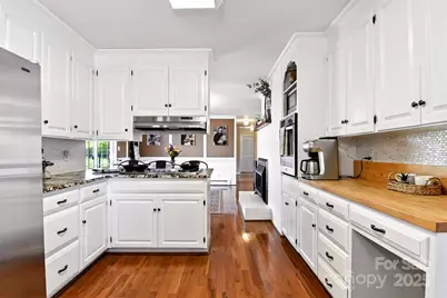 601 Pennell Street NE, Lenoir, NC 28645 - Photo 7