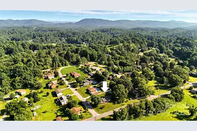 601 Pennell Street NE, Lenoir, NC 28645 - Photo 43