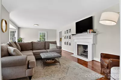 601 Pennell Street NE, Lenoir, NC 28645 - Photo 3