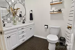 601 Pennell St NE, Lenoir, NC 28645 - Photo 11