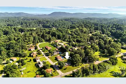 601 Pennell Street NE, Lenoir, NC 28645 - Photo 43