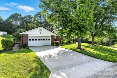 601 Pennell Street NE, Lenoir, NC 28645 - Photo 33