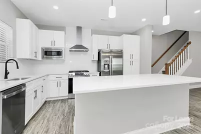 911 Yellowstone Drive, Charlotte, NC 28208 - Photo 11