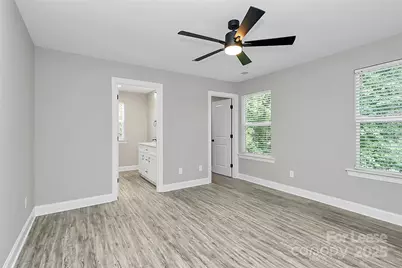 911 Yellowstone Drive, Charlotte, NC 28208 - Photo 27