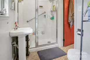 113 N Academy St, Mooresboro, NC 28114 - Photo 23