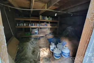 160 Cleveland Rd, Tryon, NC 28782 - Photo 15