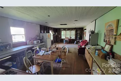 160 Cleveland Road, Tryon, NC 28782 - Photo 3