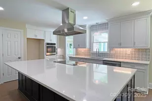 267 Winthrow Creek Rd, Mooresville, NC 28115 - Photo 9