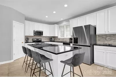 10104 Treetop Lane, Cornelius, NC 28031 - Photo 9