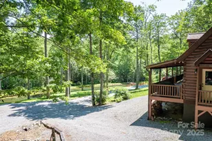 28 Upper Ridge Rd, Black Mountain, NC 28711 - Photo 13