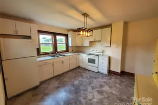 3558 Sunset Grill St, Connelly Springs, NC 28612 - Photo 9