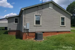 3558 Sunset Grill St, Connelly Springs, NC 28612 - Photo 3