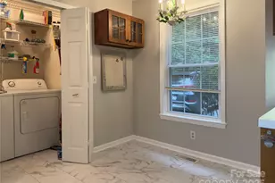 40 Sanctuary Dr, Burnsville, NC 28714 - Photo 17