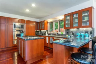 141 Courtland Ct, Lake Lure, NC 28746 - Photo 7