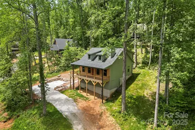 511 Blue Ridge Drive N, Marion, NC 28752 - Photo 1