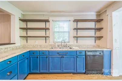 379 N Louisiana Avenue, Asheville, NC 28806 - Photo 5