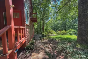 5685 Pine Ridge Dr, Connelly Springs, NC 28612 - Photo 3