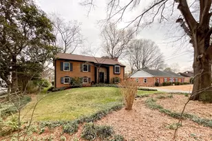 7109 Edgefield Ct, Matthews, NC 28104 - Photo 3