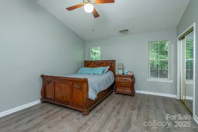 1303 Hyde Park Drive, Asheville, NC 28806 - Photo 9