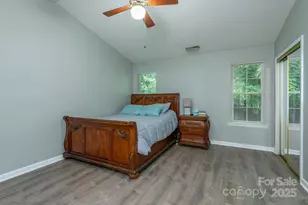 1303 Hyde Park Dr, Asheville, NC 28806 - Photo 9