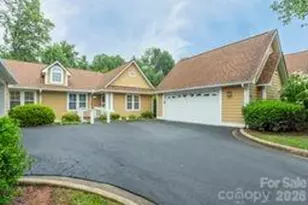 1303 Hyde Park Dr, Asheville, NC 28806 - Photo 5