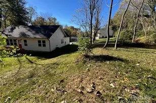 14 Holcombe Rd, Candler, NC 28715 - Photo 5