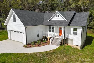 14 Holcombe Rd, Candler, NC 28715 - Photo 1