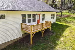 14 Holcombe Rd, Candler, NC 28715 - Photo 9