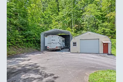 165 Lollis Lane, Bryson City, NC 28713 - Photo 15