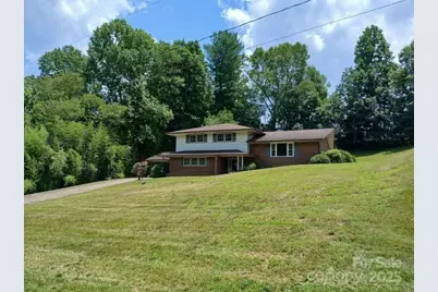 8417 Rolling Hills Avenue, Hickory, NC 28602 - Photo 1