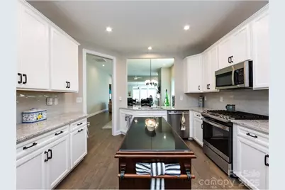 7337 Overjoyed Crossing, Charlotte, NC 28215 - Photo 9