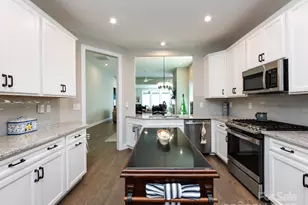 7337 Overjoyed Crossing, Charlotte, NC 28215 - Photo 9