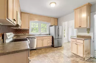 728 Blanton St, Shelby, NC 28150 - Photo 11