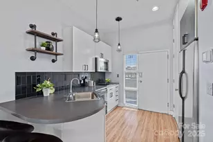 514 W 10th St, Charlotte, NC 28202 - Photo 5