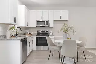 907 W Georgia Ave, Bessemer City, NC 28016 - Photo 7