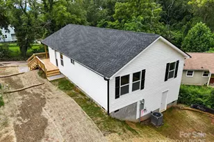 11 Rhudy Rd, Asheville, NC 28806 - Photo 3