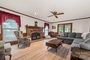 36433 Azalea Cir, New London, NC 28127 - Photo 5