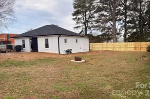 210 W Church St, Cherryville, NC 28021 - Photo 29