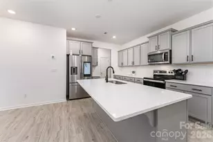 5010 Arbordale Wy, Mount Holly, NC 28120 - Photo 7