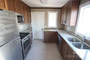 110 Hillside Ct, Tryon, NC 28782 - Photo 3