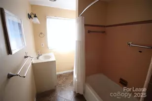 110 Hillside Ct, Tryon, NC 28782 - Photo 9